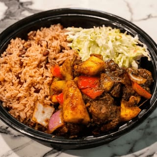 Brown Stew Chicken Bowl